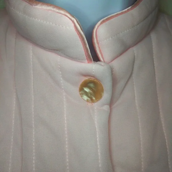 Vintage 1950's Pink Mandarin Collared, Pearl Buttoned, Quilted Nylon Bed Jacket - Picture 3 of 8
